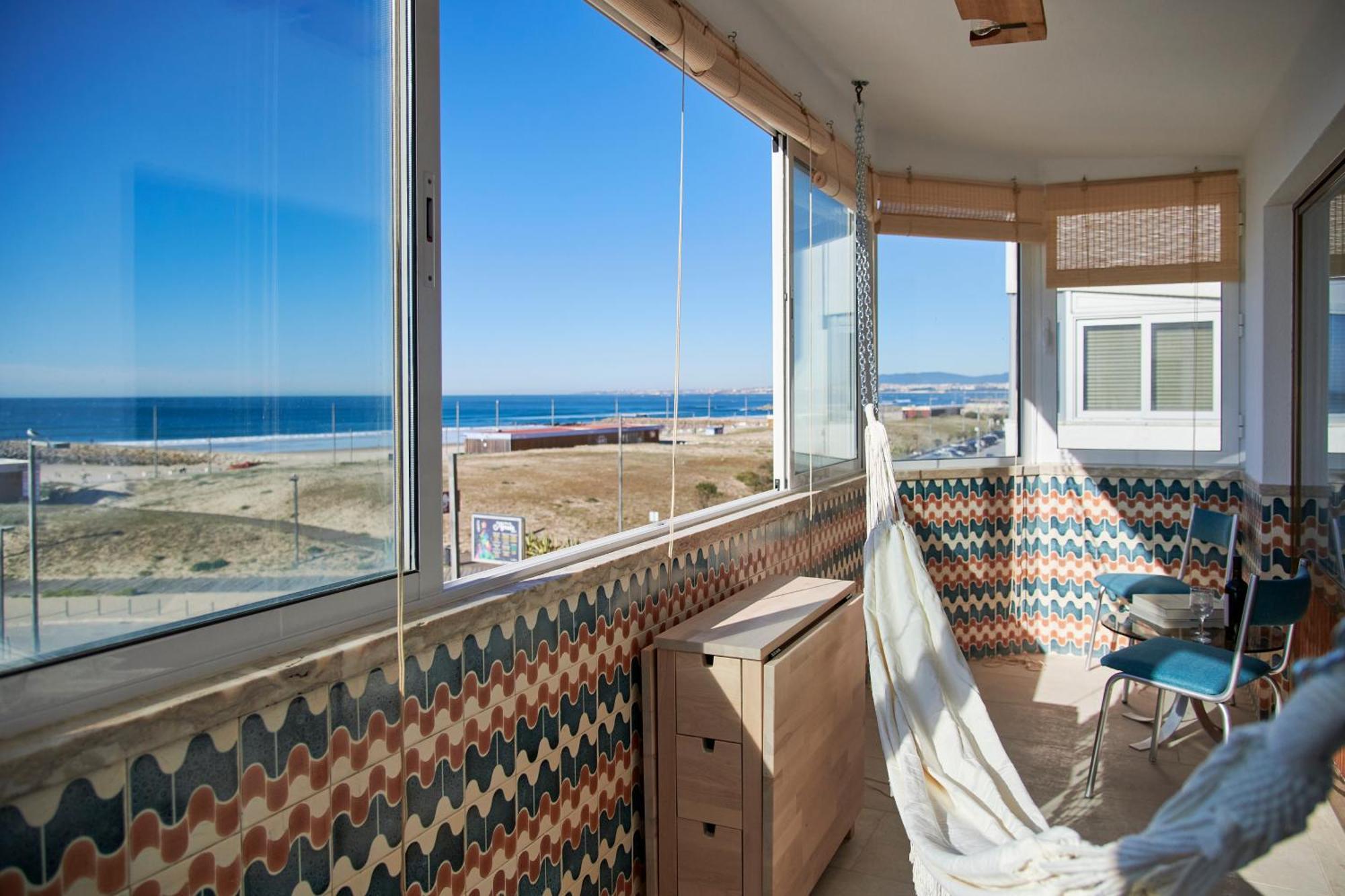 Stunning Beach Sunset View, By Timecooler Costa da Caparica Exterior foto